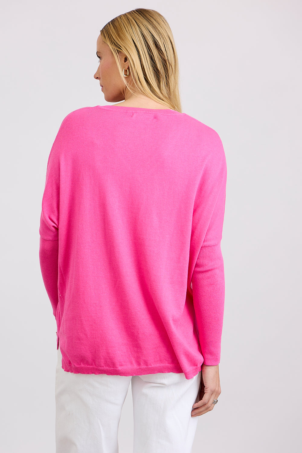 Corfu Lightweight Vee in Azalea