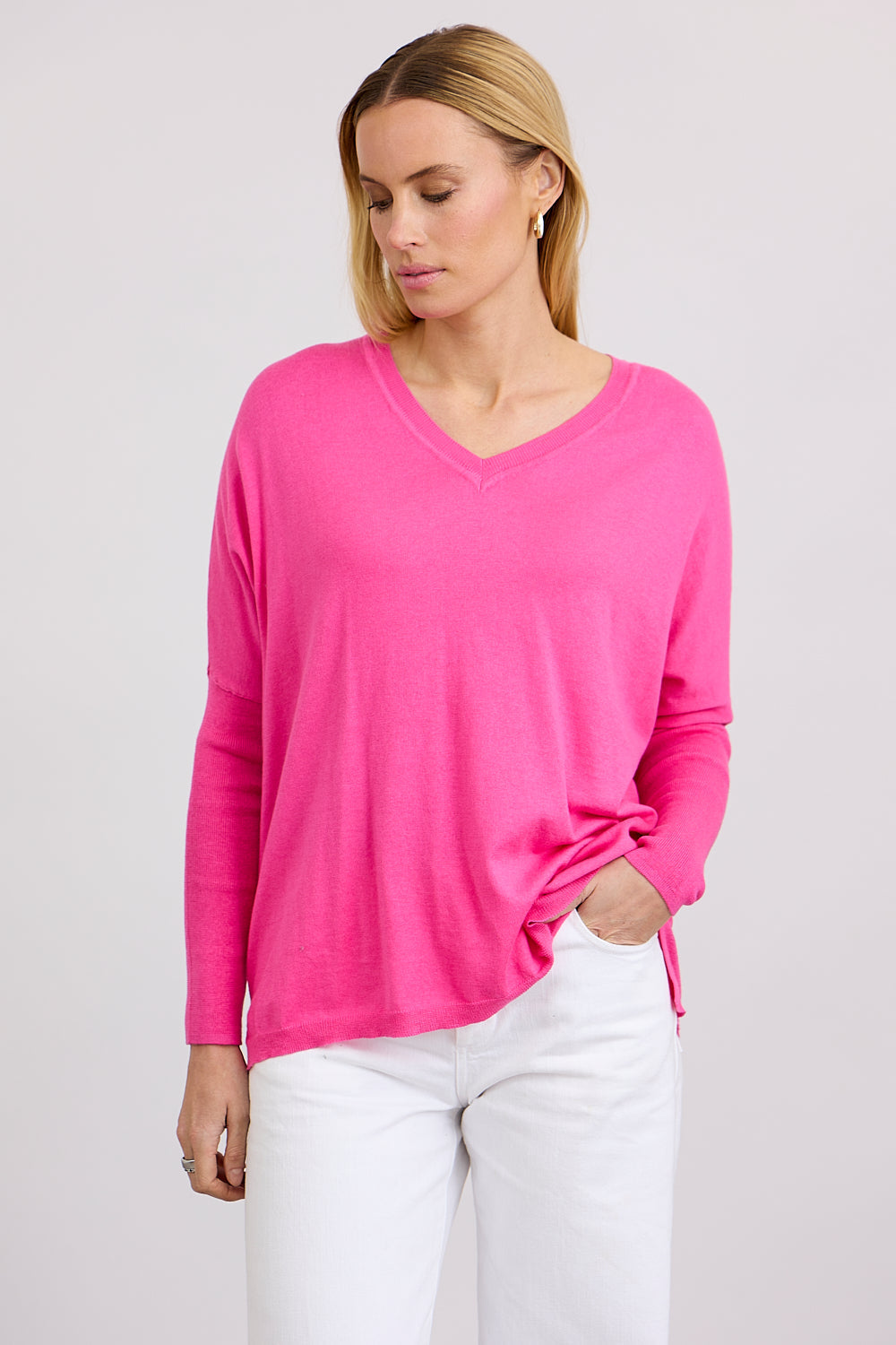 Corfu Lightweight Vee in Azalea